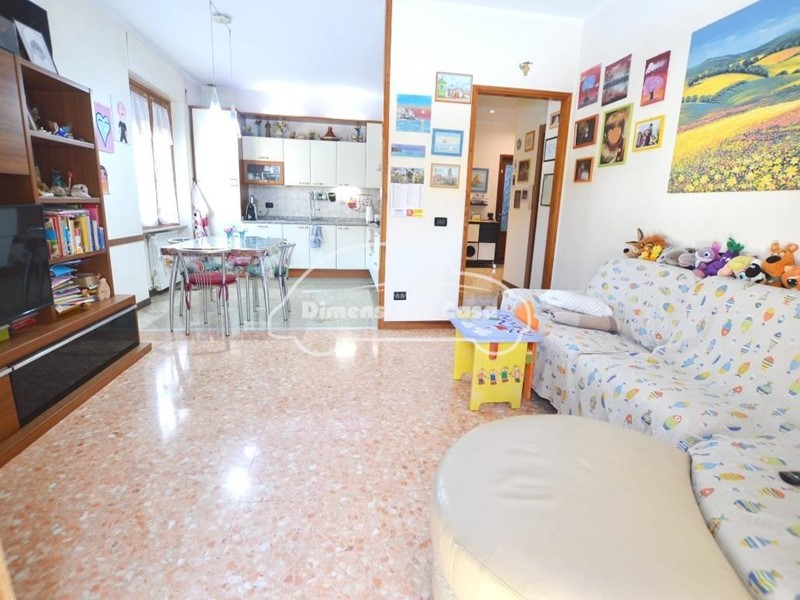 Trilocale in Vendita a Capannori, 170'000&euro;, 80 m²