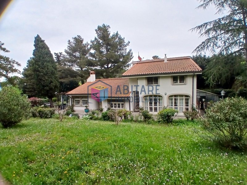 Quadrilocale in Vendita a Livorno, 350'000&euro;, 80 m²