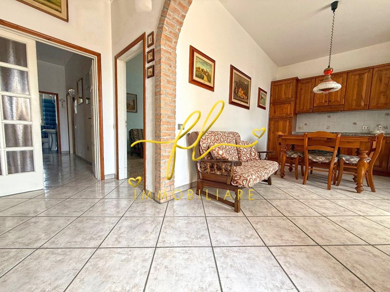 Trilocale in Vendita a Cecina, 158'000&euro;, 88 m², con Box