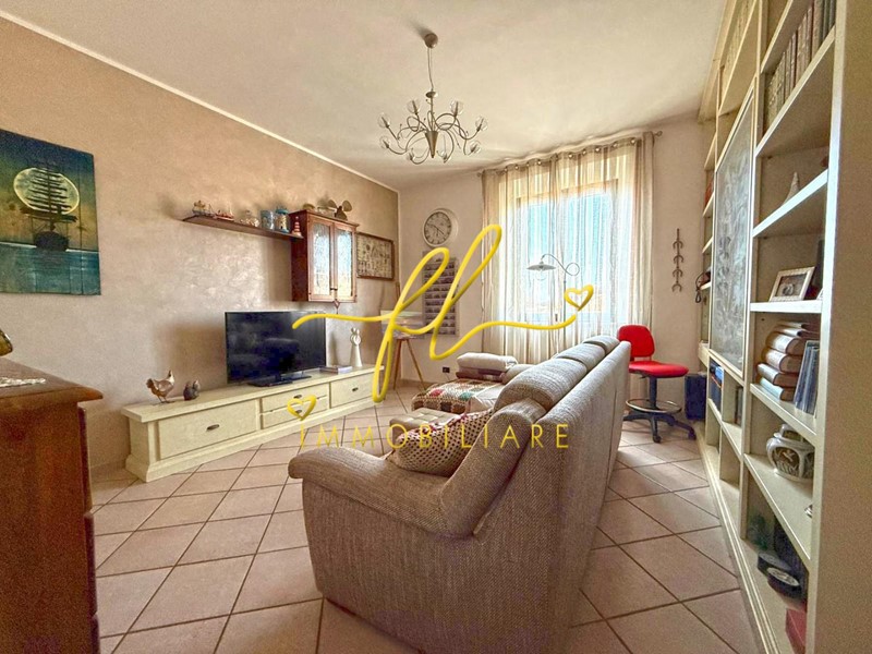 Trilocale in Vendita a Cecina, 188'000&euro;, 87 m²
