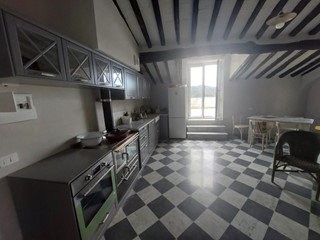 Appartamento in Vendita a Arcola, zona Trebiano, 290'000&euro;, 203 m², arredato