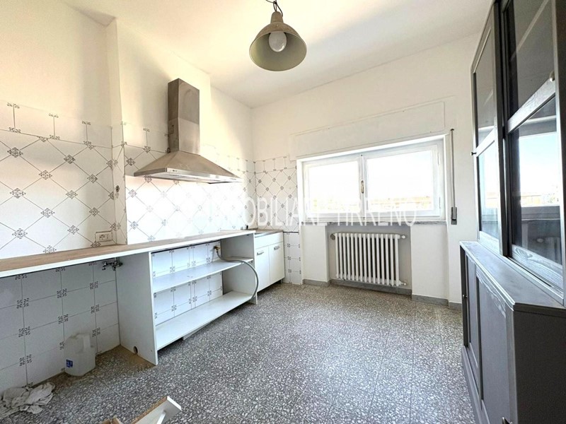 Quadrilocale in Vendita a Massa, 170'000&euro;, 90 m²