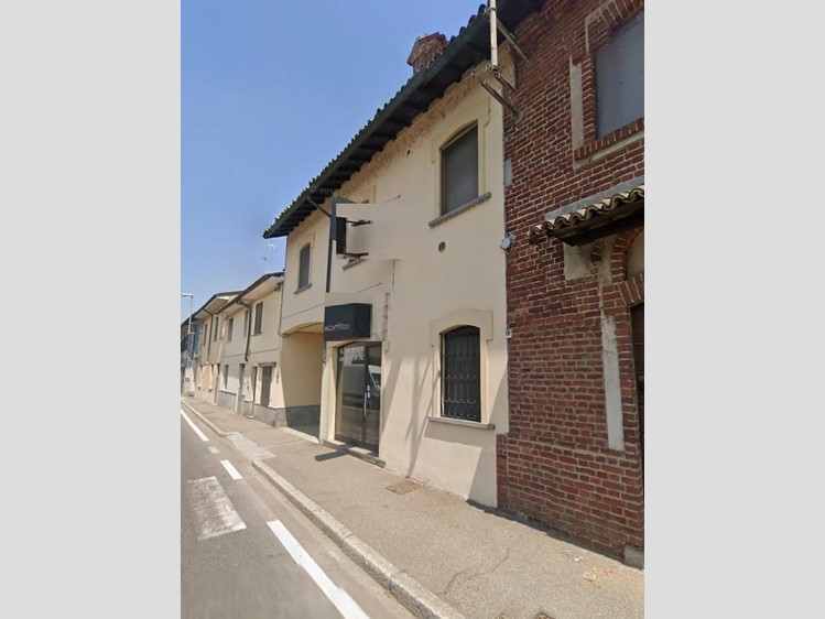 Quadrilocale in Vendita a Scaldasole, 54'075&euro;, 172 m², con Box