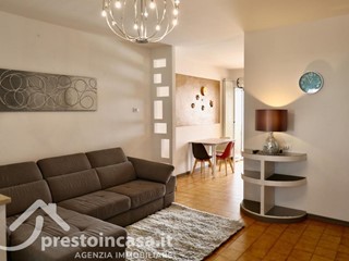 Appartamento in Vendita a Viareggio, 235'000&euro;, 95 m², arredato