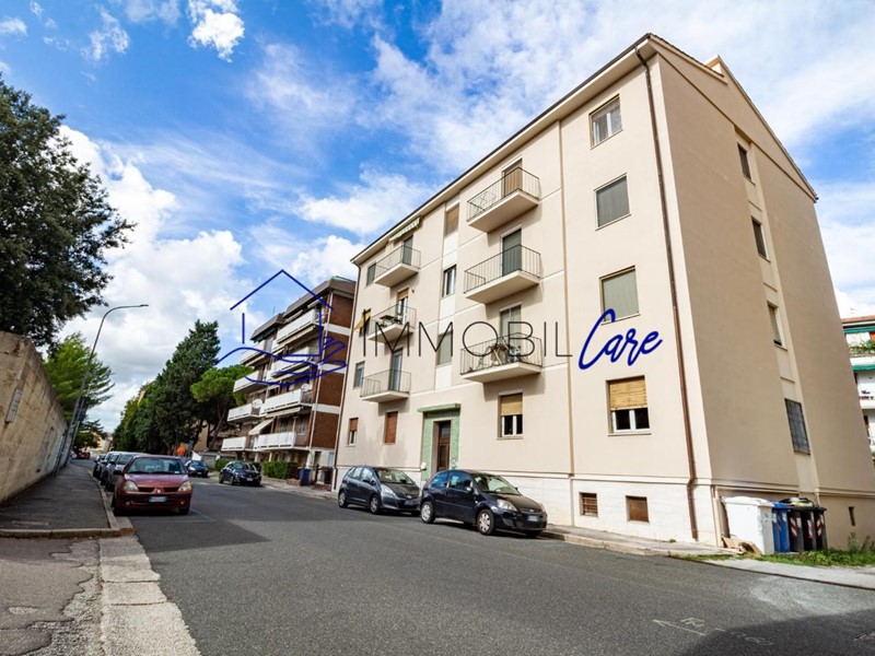 Quadrilocale in Vendita a Pisa, 380'000&euro;, 103 m², con Box