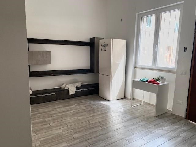 Trilocale in Vendita a Cascina, 105'000&euro;, 55 m²