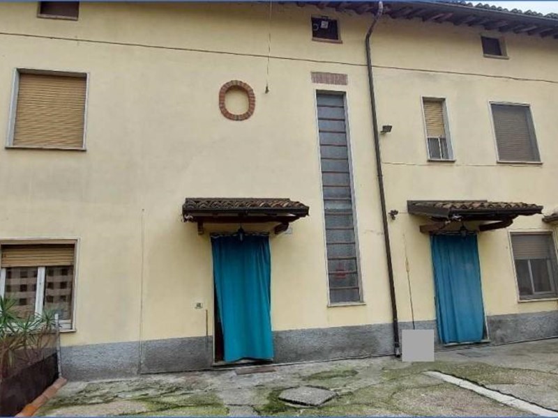 Appartamento in Vendita a Monticelli Pavese, 96'249&euro;, 409 m²
