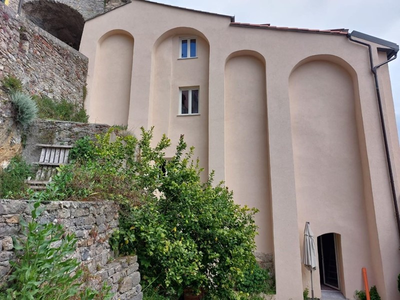 Appartamento in Vendita a Arcola, zona Trebiano, 180'000&euro;, 141 m²