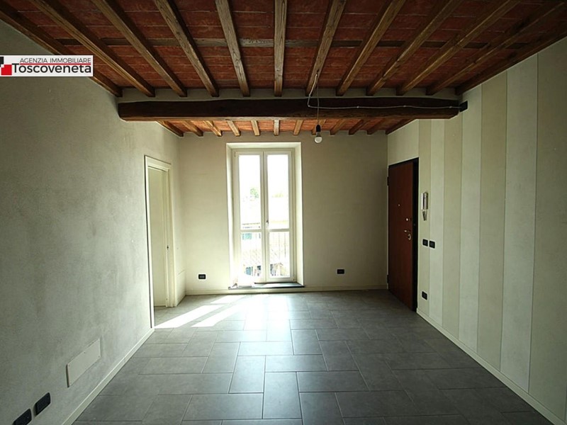 Appartamento in Vendita a Capannori, zona Pieve San Paolo, 280'000&euro;, 120 m²