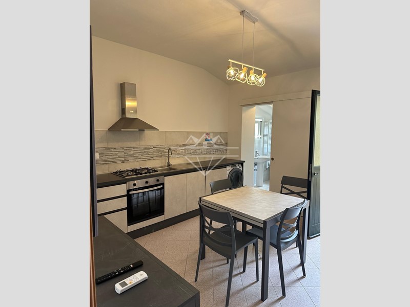 Trilocale in Affitto a Carrara, 1'100&euro;, 46 m²