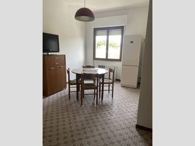 Quadrilocale in Vendita a Sarzana, zona Marinella di Sarzana, 140'000&euro;, 52 m², arredato