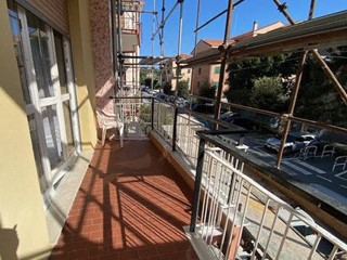 Trilocale in Vendita a Albisola Superiore, 160'000&euro;, 90 m²