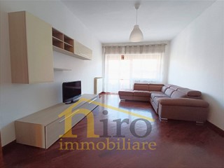 Appartamento in Affitto a Pescara, 1'000&euro;, 160 m²