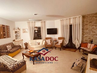 Quadrilocale in Vendita a Squillace, 340'000&euro;, 172 m²