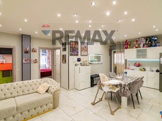 Trilocale in Vendita a Misterbianco, 135'000&euro;, 90 m²