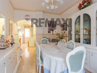 Quadrilocale in Vendita a Catania, 63'000&euro;, 96 m²