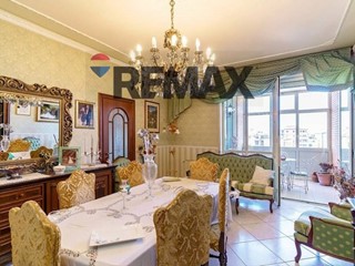 Appartamento in Vendita a Catania, 98'000&euro;, 125 m²