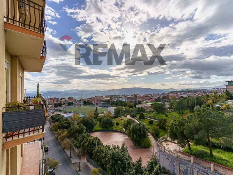 Quadrilocale in Vendita a Biancavilla, 135'000&euro;, 127 m²