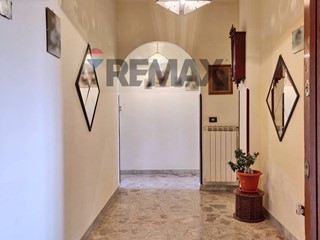 Quadrilocale in Vendita a Caivano, 140'000&euro;, 148 m²
