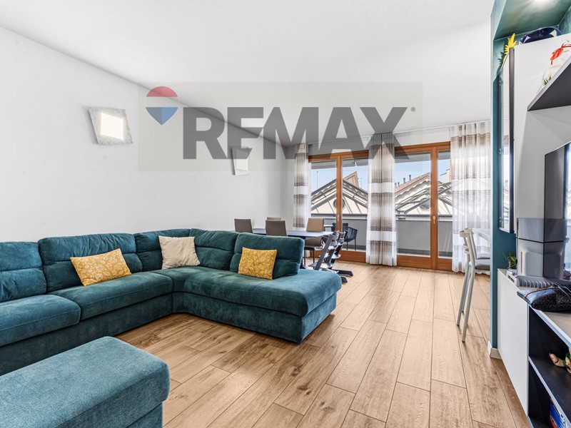 Trilocale in Vendita a Giussano, 395'000&euro;, 107 m²