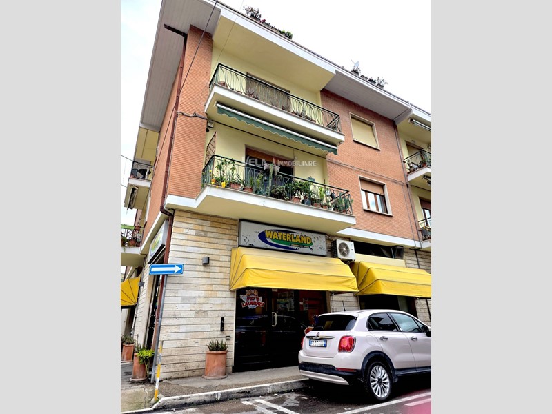 Appartamento in Vendita a San Benedetto del Tronto, 295'000&euro;, 150 m²