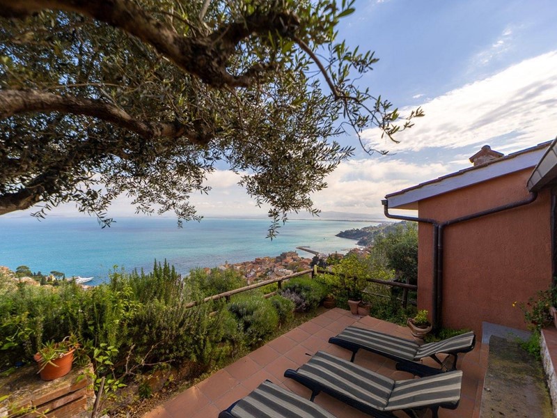 Appartamento in Affitto a Monte Argentario, 5'000&euro;, 80 m²