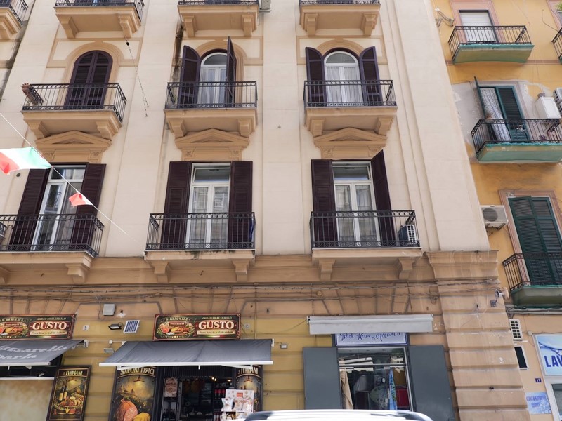 Appartamento in Vendita a Napoli, 330'000&euro;, 135 m²