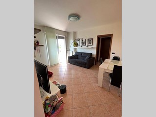 Trilocale in Affitto a Ferrara, 700&euro;, 80 m²