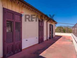 Attico in Vendita a Palermo, 550'000&euro;, 191 m²