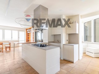 Trilocale in Vendita a Milano, 890'000&euro;, 154 m²