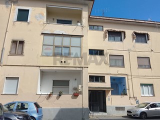 Trilocale in Vendita a Sessa Aurunca, 75'000&euro;, 65 m²