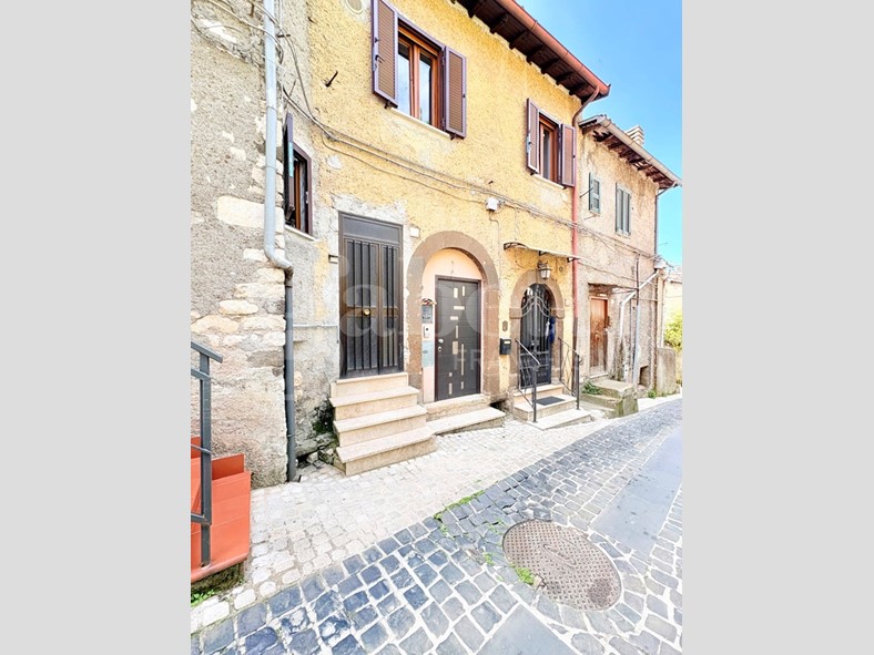 Bilocale in Vendita a Segni, 32'000&euro;, 50 m², arredato