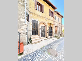 Bilocale in Vendita a Segni, 32'000&euro;, 50 m², arredato