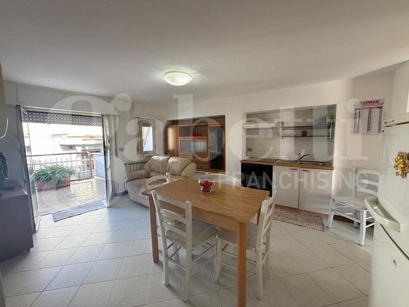Trilocale in Affitto a Nettuno, 450&euro;, 80 m², arredato