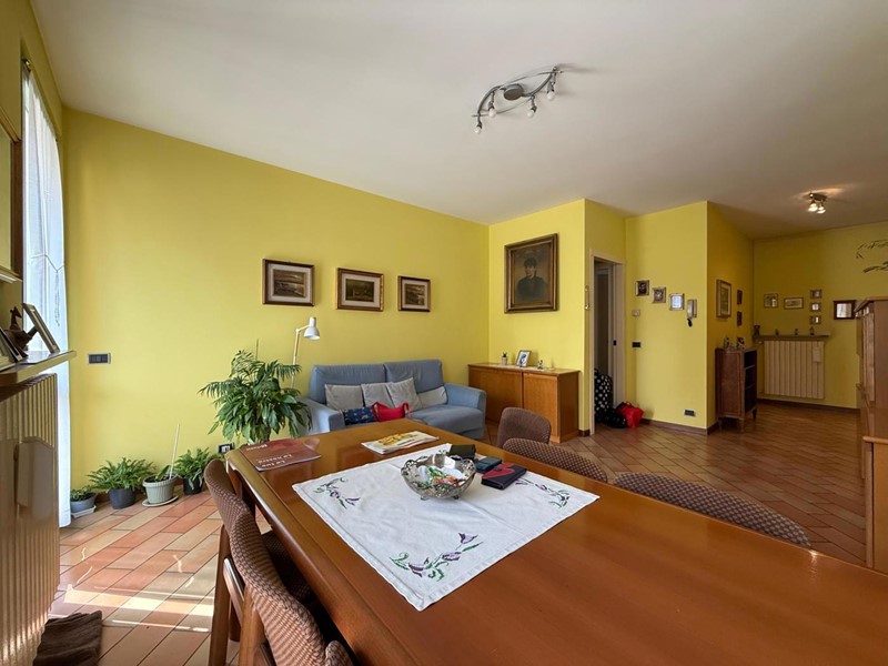 Trilocale in Vendita a Chiari, 190'000&euro;, 95 m², arredato, con Box
