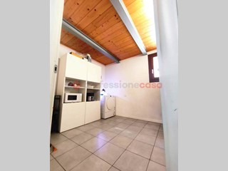 Trilocale in Vendita a Pioltello, 155'000&euro;, 70 m², con Box