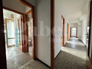 Quadrilocale in Vendita a Cagliari, 178'000&euro;, 119 m²