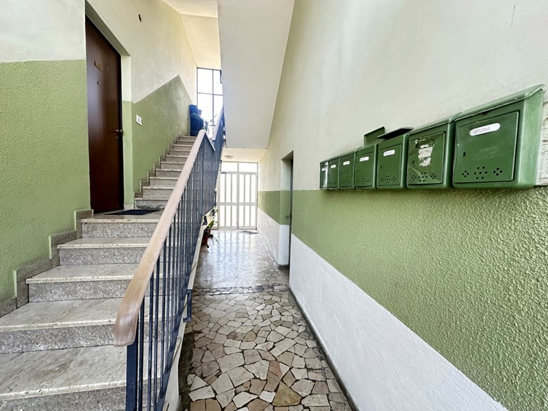 Quadrilocale in Vendita a Barcellona Pozzo di Gotto, 59'000&euro;, 80 m², arredato