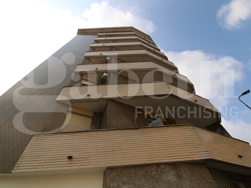 Monolocale in Affitto a Milano, 920&euro;, 41 m², arredato