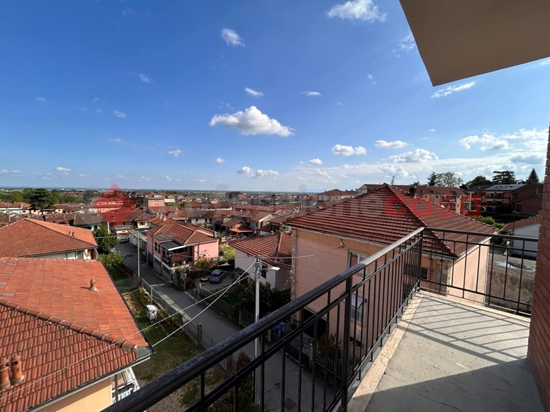 Quadrilocale in Vendita a Piossasco, 98'000&euro;, 99 m²