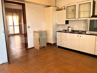 Appartamento in Vendita a San Severo, 59'000&euro;, 103 m², con Box