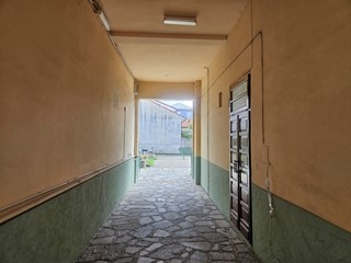 Quadrilocale in Vendita a Grugliasco, 168'000&euro;, 120 m²