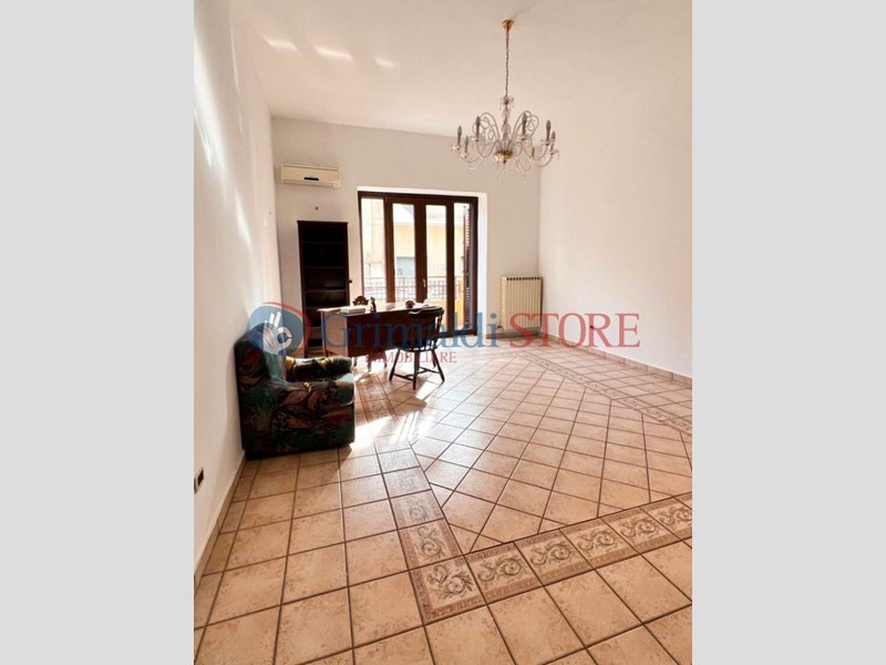 Trilocale in Affitto a Lecce, 700&euro;, 140 m²