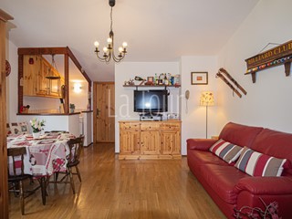 Bilocale in Vendita a Antey Saint Andrè, 109'000&euro;, 37 m², arredato