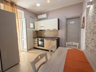 Trilocale in Vendita a Siracusa, zona Adda-Gelone, 120'000&euro;, 69 m²