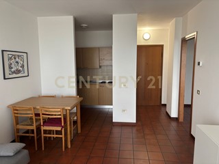 Bilocale in Affitto a Verona, 730&euro;, 60 m², arredato, con Box