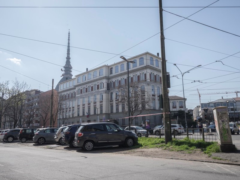 Monolocale in Vendita a Torino, 44'000&euro;, 15 m²