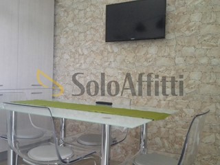 Trilocale in Affitto a Città Sant'Angelo, zona Marina, 600&euro;, 70 m², arredato