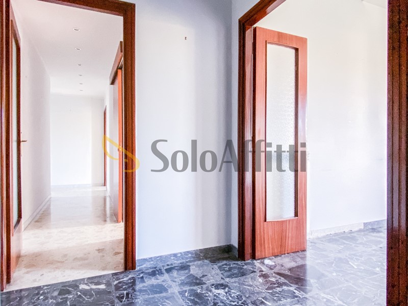 Appartamento in Affitto a Napoli, zona Colli Aminei, 800&euro;, 70 m²