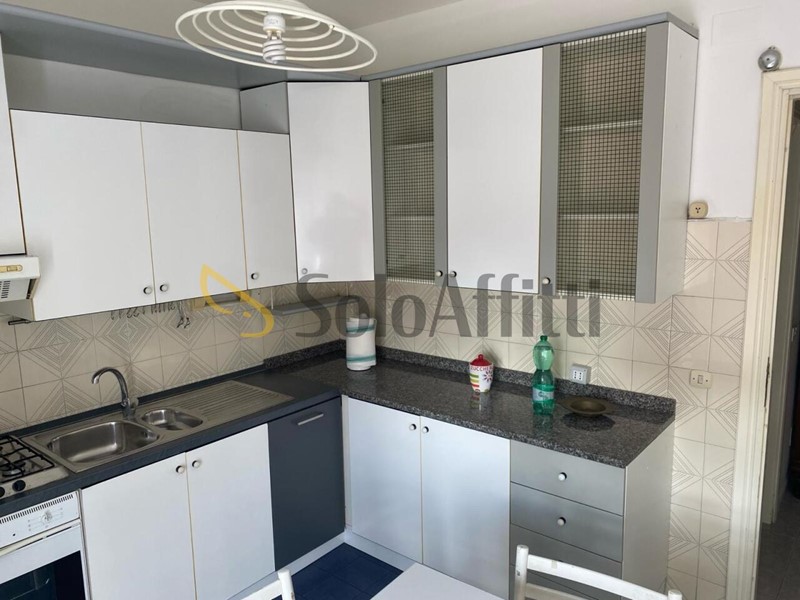 Appartamento in Affitto a Frosinone, 600&euro;, 135 m², arredato